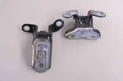 Pezzo di ricambio per auto di seconda mano Cerniera Porta Posteriore Destra per LEXUS RX _U3_ (2003-2008) Riferimenti OEM IAM   