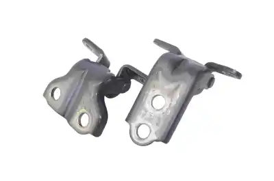 Автозапчастина б/у петель правих задніх дверей для ssangyong tivoli (2015-..) off-road посилання на oem iam   