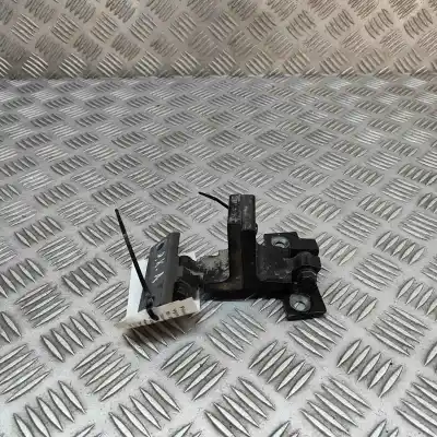 Second-hand car spare part left front door hinge for bmw x6 e71, e72 (2007-2014) oem iam references 7176847,7176849  