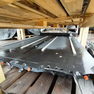 Second-hand car spare part battery for tesla model 3 (2018-..) oem iam references 1700012-00-c  