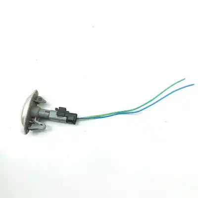 Peça sobressalente para automóvel em segunda mão farolim do lado direito por citroen c4 cactus (2014-..) hatchback referências oem iam 9680057480  