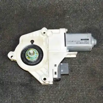 Pezzo di ricambio per auto di seconda mano Motore Alzacristalli Posteriore Sinistro per AUDI A6 4F2, C6 (2004-2011) Riferimenti OEM IAM 4F0959801C  