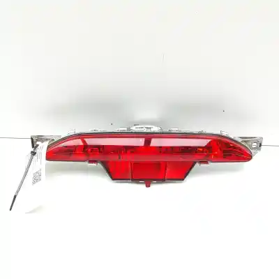 Pezzo di ricambio per auto di seconda mano Luce Nebbia Posteriore Centrale per OPEL MOKKA (2020-..) Off-road Riferimenti OEM IAM 9674308980  