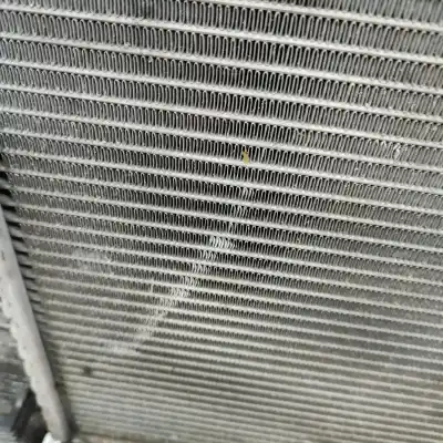 Peça sobressalente para automóvel em segunda mão radiador de óleo por volvo c30 (2006-2012) referências oem iam 3m5h-8005-tl  