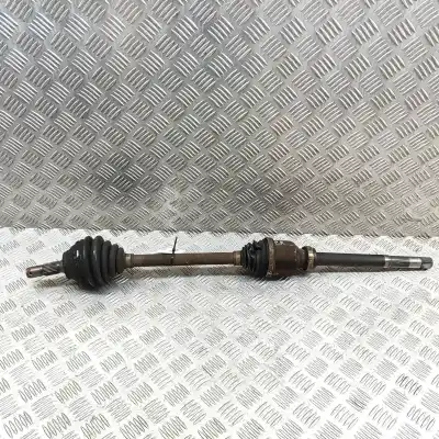 Автозапчасти б/у ПЕРЕДНЯЯ ПРАВАЯ ТРАНСМИССИЯ за CITROEN C4 CACTUS  ссылки OEM IAM 1613732280  