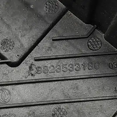 Peça sobressalente para automóvel em segunda mão caixa de bateria por opel mokka (2020-..) off-road referências oem iam 9823533180  