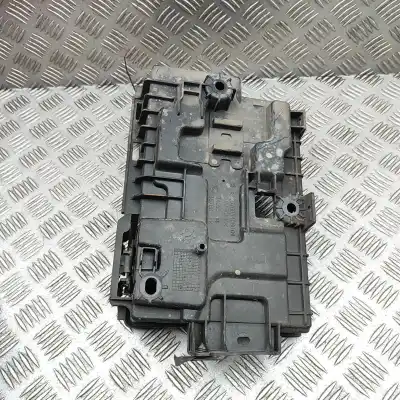Peça sobressalente para automóvel em segunda mão caixa de bateria por citroen c4 cactus (2014-..) hatchback referências oem iam 9676054080  
