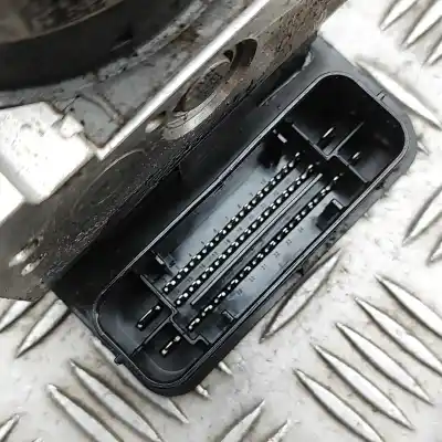 Peça sobressalente para automóvel em segunda mão bomba abs por citroen c4 cactus (2014-..) hatchback referências oem iam 9814482780  