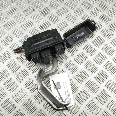 Peça sobressalente para automóvel em segunda mão caixa de fusíveis e relés por mitsubishi outlander iii gg_w, gf_w, zj (2012-..) off-road referências oem iam 8565a286  