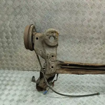 Peça sobressalente para automóvel em segunda mão charrió / suporte de eixo de trás por citroen c4 cactus (2014-..) hatchback referências oem iam 9674696980  