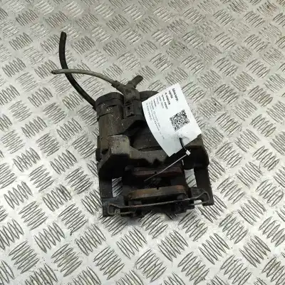 Автозапчастина б/у задній лівий гальмівний супорт для audi a3 limousine 8vs, 8vm (2013-2020) посилання на oem iam 8v0615423e,5q0015405dl  