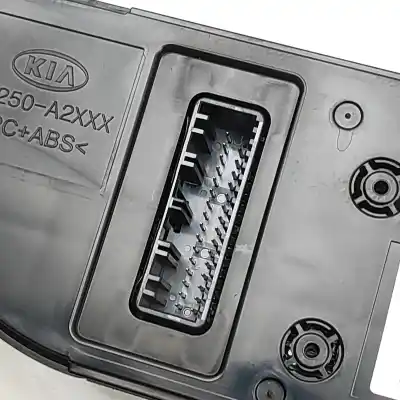 Peça sobressalente para automóvel em segunda mão centralina de ar condicionado por kia cee\´d jd (2012-2018) referências oem iam 97250-a2002  