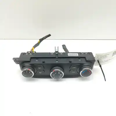 Peça sobressalente para automóvel em segunda mão Centralina De Ar Condicionado por KIA CEE\´D JD (2012-2018) Referências OEM IAM 97250-A2002  