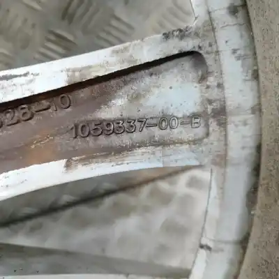 Автозапчастина б/у шина для tesla model s (2012-..) hatchback посилання на oem iam 1059337-00-b  