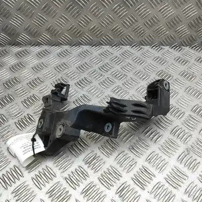 Second-hand car spare part Left Headlight Support for KIA CEE\´D JD (2012-2018) OEM IAM references 64156-A2000  