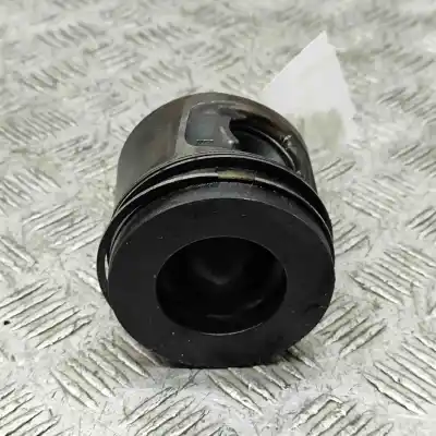 Peça sobressalente para automóvel em segunda mão Pistão por BMW 1 E87 (2003-2013) Hatchback Referências OEM IAM 7810825  