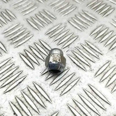 Peça sobressalente para automóvel em segunda mão jogo de parafusos de roda por kia cee\´d jd (2012-2018) referências oem iam 52950-14140  