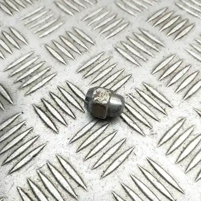 Peça sobressalente para automóvel em segunda mão jogo de parafusos de roda por kia cee\´d jd (2012-2018) referências oem iam 52950-14140  