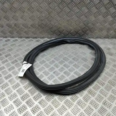 Pezzo di ricambio per auto di seconda mano gomma contorno porta per audi a3 limousine 8vs, 8vm (2013-2020) riferimenti oem iam 8v5833721  