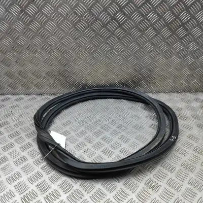 Pezzo di ricambio per auto di seconda mano Gomma Contorno Porta per AUDI A3 LIMOUSINE 8VS, 8VM (2013-2020) Riferimenti OEM IAM 8V5833721  