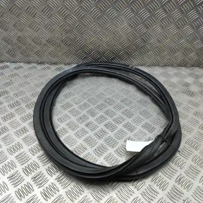 Автозапчасти б/у контур двери резиновый за audi a3 limousine 8vs, 8vm (2013-2020) ссылки oem iam 8v5833721  