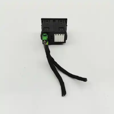 Pezzo di ricambio per auto di seconda mano connettore usb per audi a3 limousine 8vs, 8vm (2013-2020) riferimenti oem iam 81a035736  
