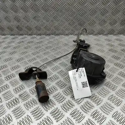 Recambio de automóvil de segunda mano de SOPORTE DE RUEDA DE REPUESTO para LAND ROVER DISCOVERY V L462 (2016-..) Off-road referencias OEM IAM LR081592,HY32-1A486-AD  