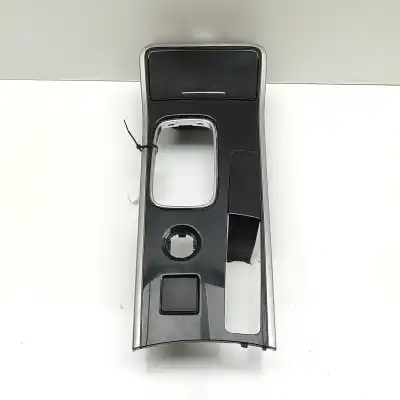 Recambio de automóvil de segunda mano de ADORNO DE LA CONSOLA CENTRAL para MITSUBISHI OUTLANDER III GG_W, GF_W, ZJ (2012-..) Off-road referencias OEM IAM 8015A160ZZ  