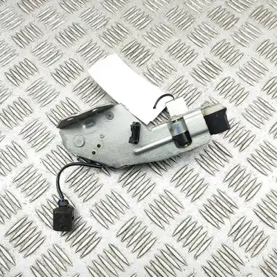 Автозапчастина б/у замок багажника / ворот для porsche cayenne 9pa (2002-2010) посилання на oem iam 7l0827506e  