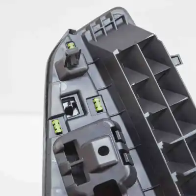 Pièce détachée automobile d'occasion couvercle de haut-parleur pour audi q3 f3 (2018-..) off-road références oem iam 83c819635,83c857367  