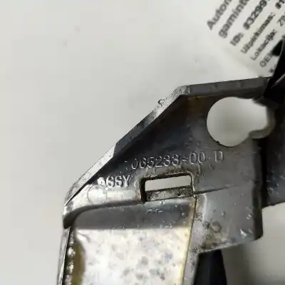 Автозапчасти б/у эмблема за tesla model s (2012-..) hatchback ссылки oem iam 1062472-00-f,1065233-00-d  