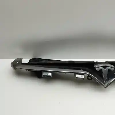 Автозапчасти б/у эмблема за tesla model s (2012-..) hatchback ссылки oem iam 1062472-00-f,1065233-00-d  
