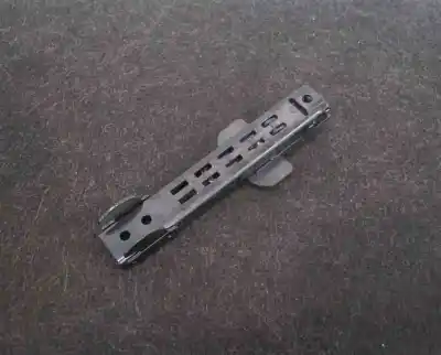 Автозапчасти б/у регулятор высоты ремня передней левой сиденья за audi q7 4l (2006-2015) ссылки oem iam 8e0857833f  