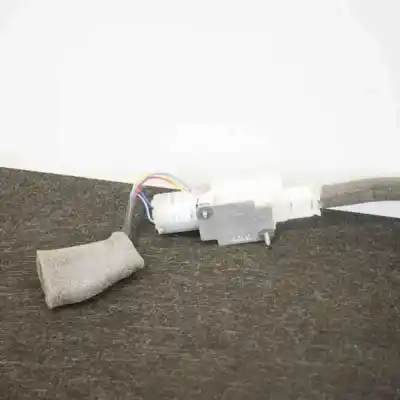 Second-hand car spare part regulador de altura do cinto dianteiro direito for audi a8 d3 4e2, 4e8 (2002-2010) oem iam references 602044200  