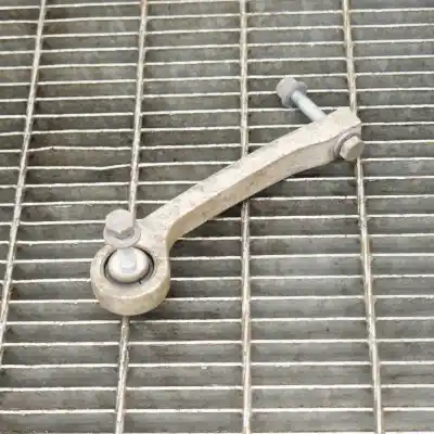 Second-hand car spare part Rear Right Anti-roll Bar Link for AUDI A4 8W2, B9 (2015-..) Sedan OEM IAM references 8W0505465B  