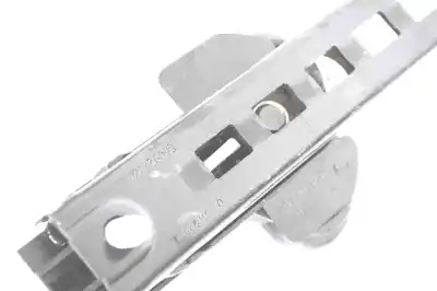 Автозапчасти б/у регулятор высоты ремня передней правой сиденья за audi a6 4f2, c6 (2004-2011) ссылки oem iam 8e0857833  