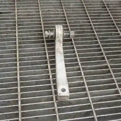 Pezzo di ricambio per auto di seconda mano Collegamento Stabilizzatore Posteriore Destro per AUDI A4 8W2, B9 (2015-..) Sedan Riferimenti OEM IAM 8W0505465B  