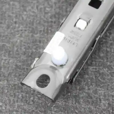 İkinci el araba yedek parçası ön sağ emni̇yet kemeri̇ yüksekli̇k ayari için opel mokka / mokka x (2012-..) off-road oem iam referansları 13585757  