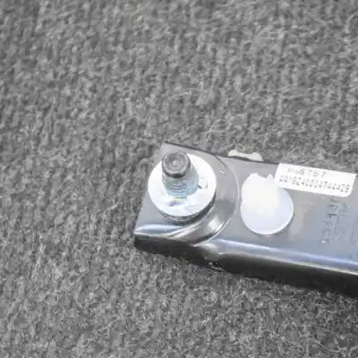 Pièce détachée automobile d'occasion réglage hauteur ceinture avant droite pour opel mokka / mokka x (2012-..) off-road références oem iam 13585757  