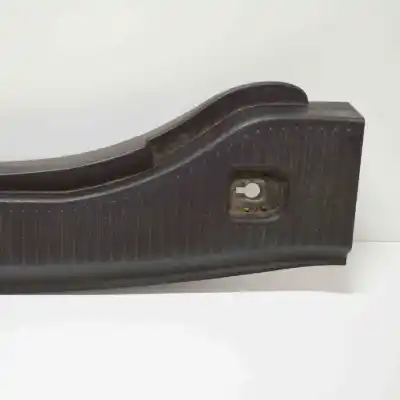 Автозапчасти б/у декоративная накладка замка багажника за opel mokka / mokka x (2012-..) off-road ссылки oem iam 94522424  