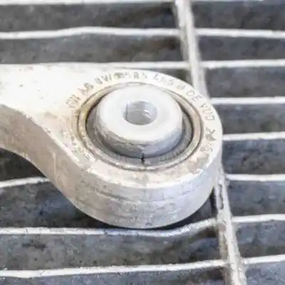 Автозапчастина б/у зв'язок правого заднього стабілізатора для audi a4 8w2, b9 (2015-..) sedan посилання на oem iam 8w0505465b  