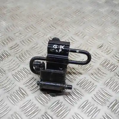 Peça sobressalente para automóvel em segunda mão Dobradiça Da Porta Traseira Esquerda por AUDI A8 D3 4E2, 4E8 (2002-2010) Referências OEM IAM 4E0833335D  