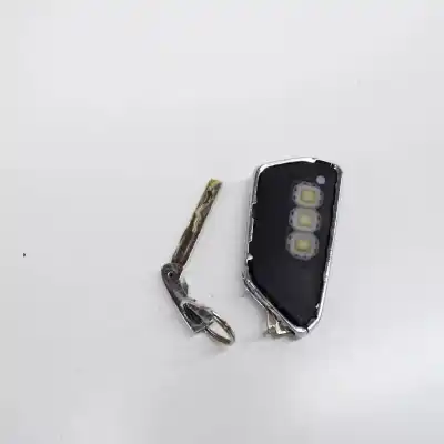 Pezzo di ricambio per auto di seconda mano Tessera Chiave Di Avviamento per VOLKSWAGEN ID.3 E11 (2019-..) Hatchback Riferimenti OEM IAM   