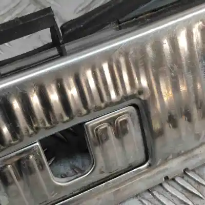 Peça sobressalente para automóvel em segunda mão acabamento fechadura da bagageira por audi q7 4l (2006-2015) referências oem iam 4l0864483a  