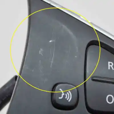 Peça sobressalente para automóvel em segunda mão comandos do volante por peugeot 208 (2012-2020) referências oem iam 631561000a  