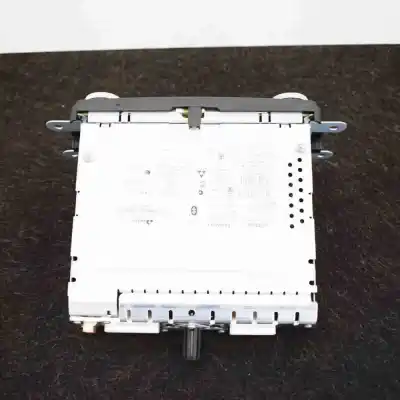 Second-hand car spare part audio system / radio cd for dacia duster (2010-2018) oem iam references 281154137r  