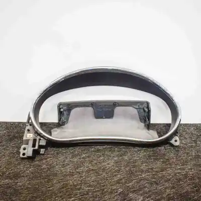 Pièce détachée automobile d'occasion Boîtier / Cadre Du Combiné D'instruments pour OPEL MOKKA / MOKKA X (2012-..) Off-road Références OEM IAM BCG2327242520981  