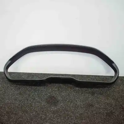 Pezzo di ricambio per auto di seconda mano Alloggiamento / Cornice Quadro Strumenti per PEUGEOT 208 (2012-2020) Riferimenti OEM IAM   