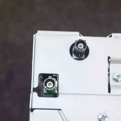 Автозапчасти б/у аудиосистема / радио cd за opel mokka / mokka x (2012-..) off-road ссылки oem iam 42418196557799431  