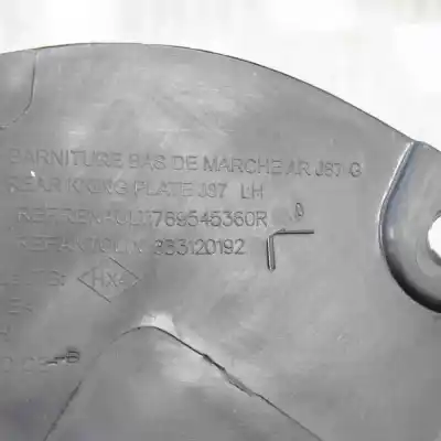 Peça sobressalente para automóvel em segunda mão acabamento do estribo interior traseiro esquerdo por renault captur j5_ (2013-..) hatchback referências oem iam 769545360r  
